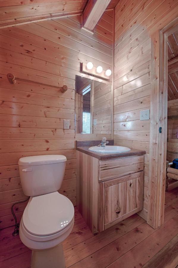 Yellowstone Grizzly Rv Park And Cabins Villa West Yellowstone Værelse billede